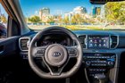 Kia Sportage 2018 versus Toyota RAV4 - 9
