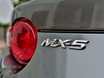 5 Things You Probably Didn’t Know About the Mazda MX-5 Miata RF - AutoGuide