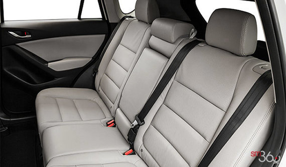 http://imgcdn.sm360.ca/ir/w570h428/images/newcar/2016/mazda/cx-5/gt/suv/interiorColors/2016_mazda-cx-5_vus_cuir-blanc-pur_arriere.jpg