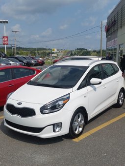 Kia Rondo 2015