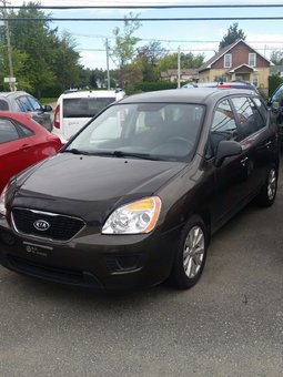 Kia Rondo 2011