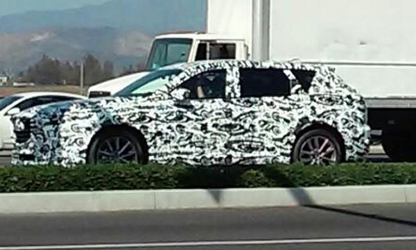 Le prochain Mazda CX-9 se promène sur les routes
