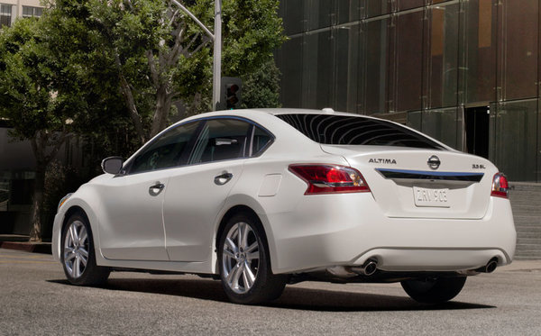 Nissan Altima 2015 – Toujours une option intéressante